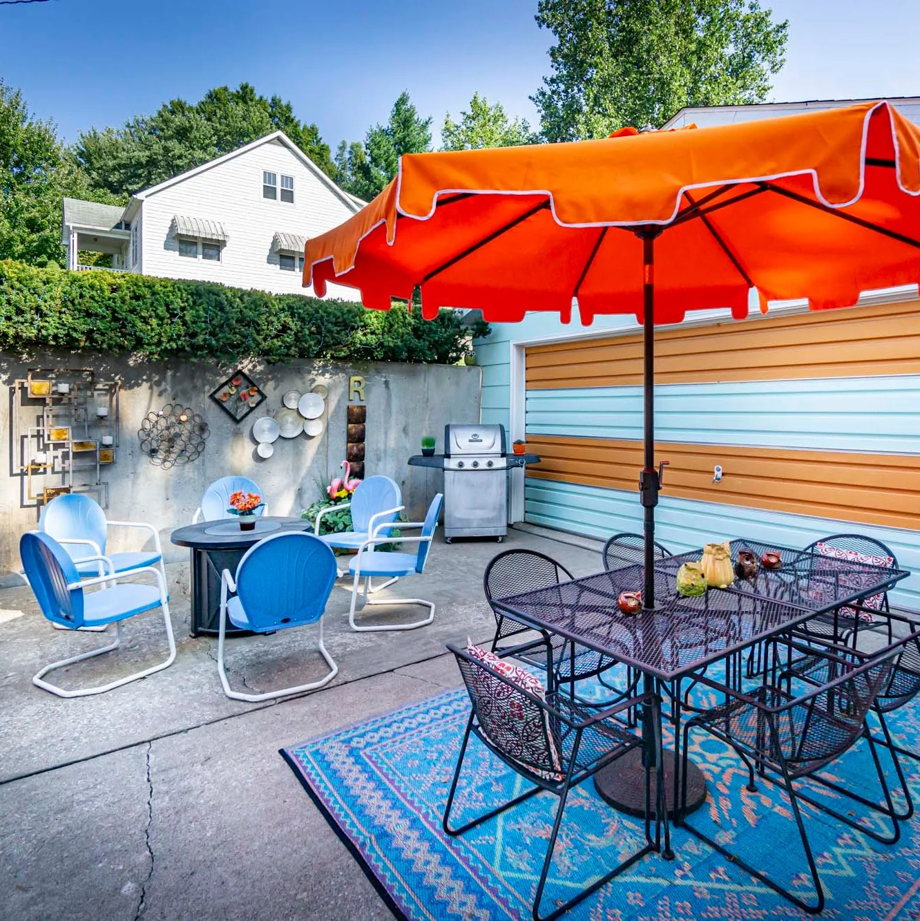 view of retrohaus patio